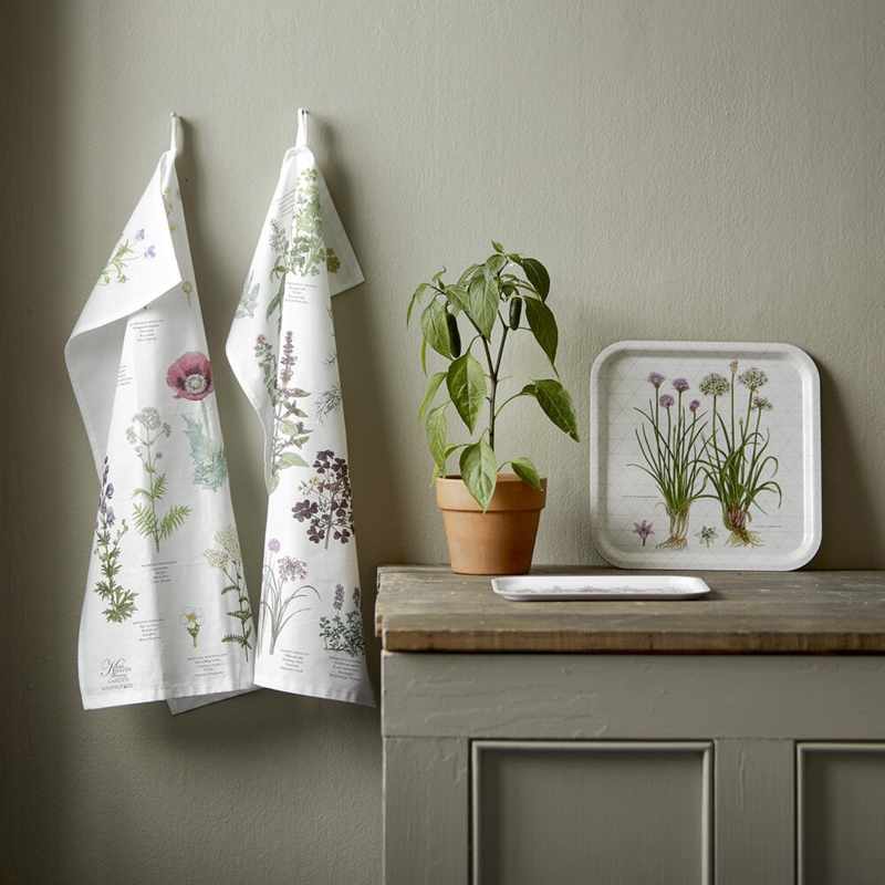 Tea towels with herbs produced in Europe