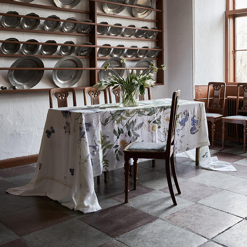 Blue Flower Garden tablecloth