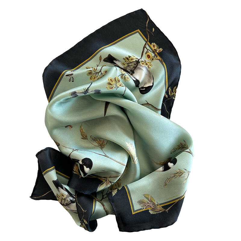 SILK SCARF - Garden birds - 50 cm